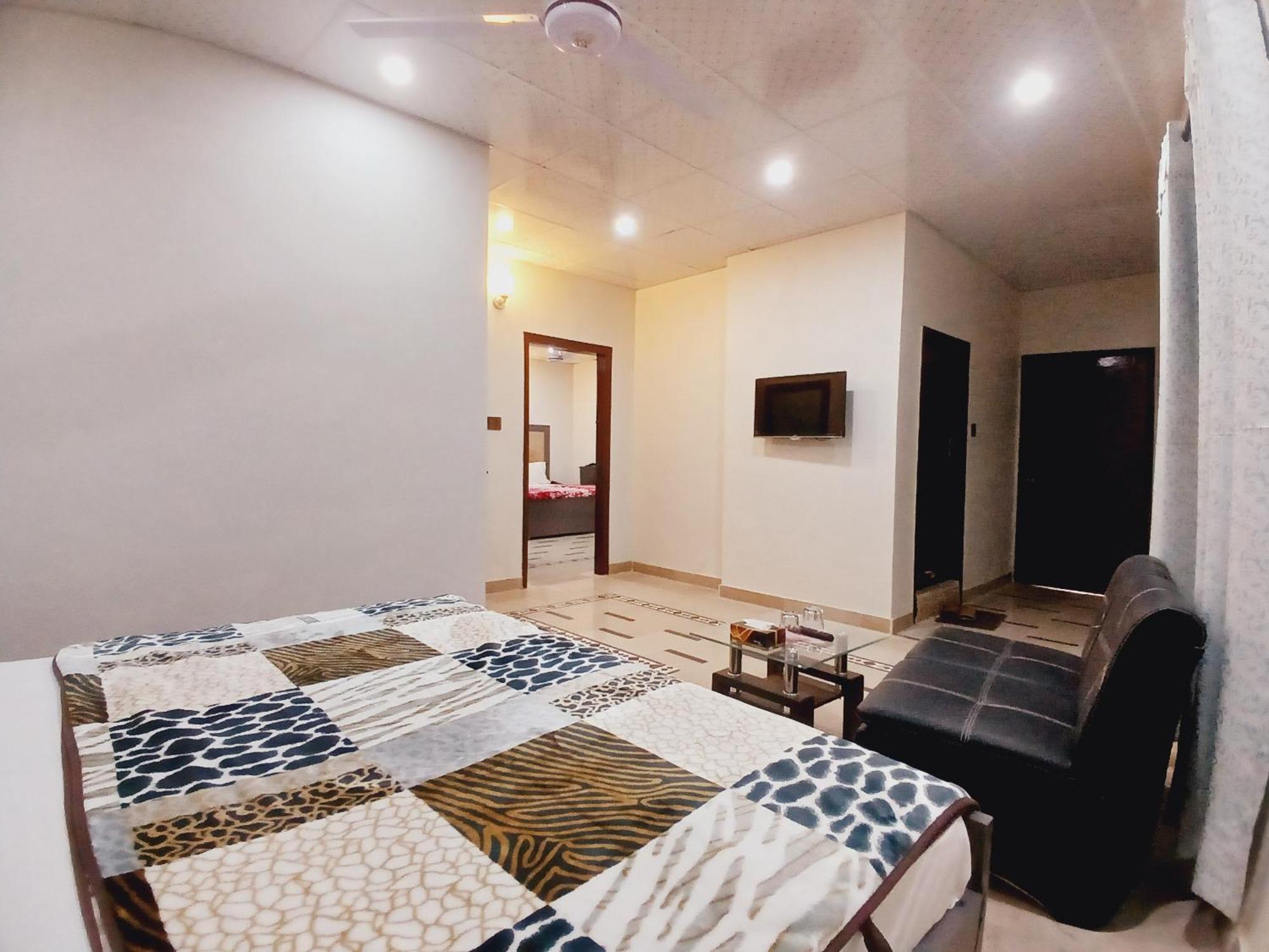 Subhan Palace Guest House Карачі Екстер'єр фото